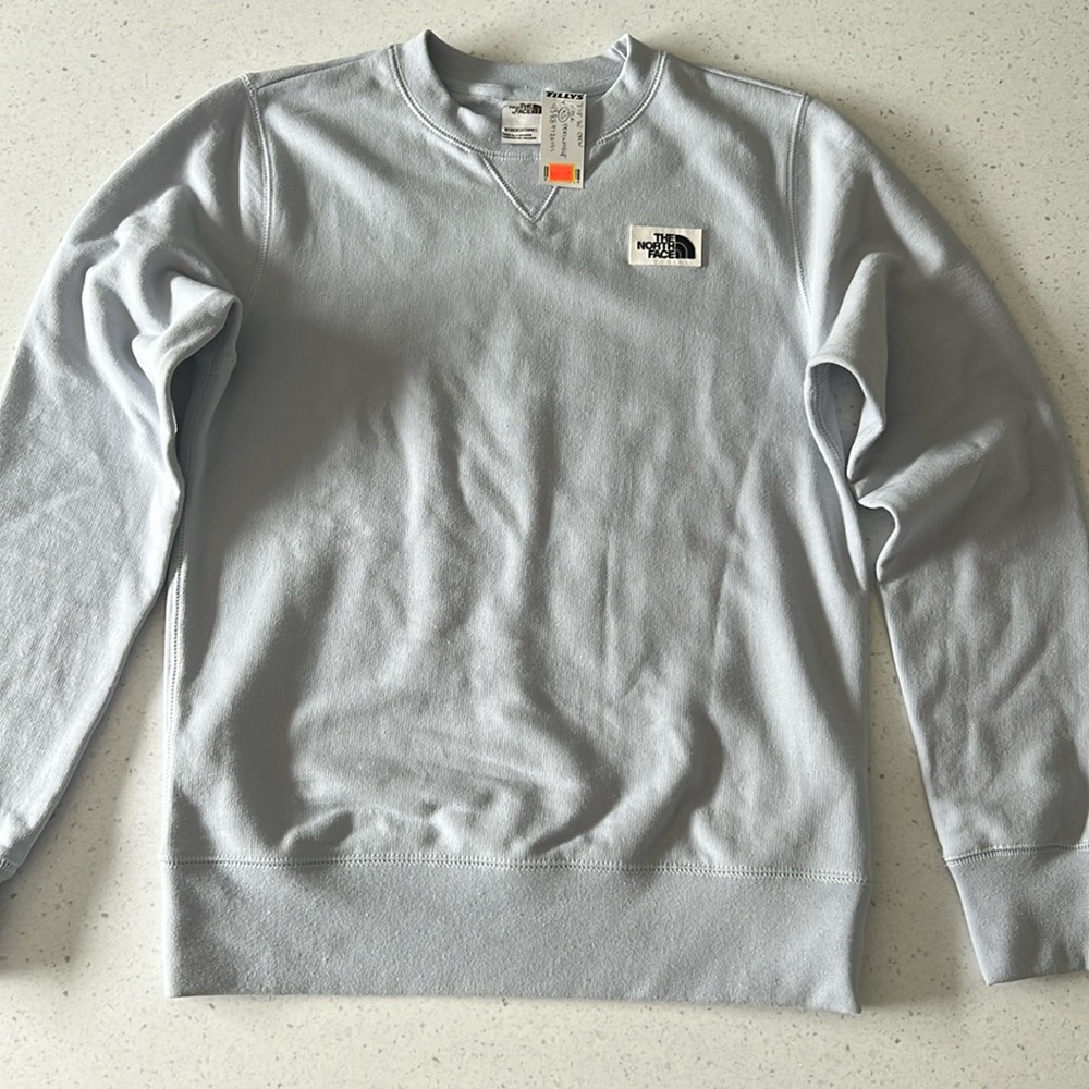 Women’s North Face Sweatshirt XS NWT
